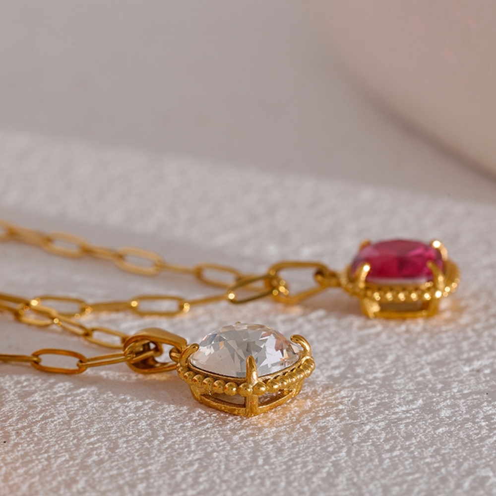 Shiny Square Red Diamond Necklace - Picture 2 of 9
